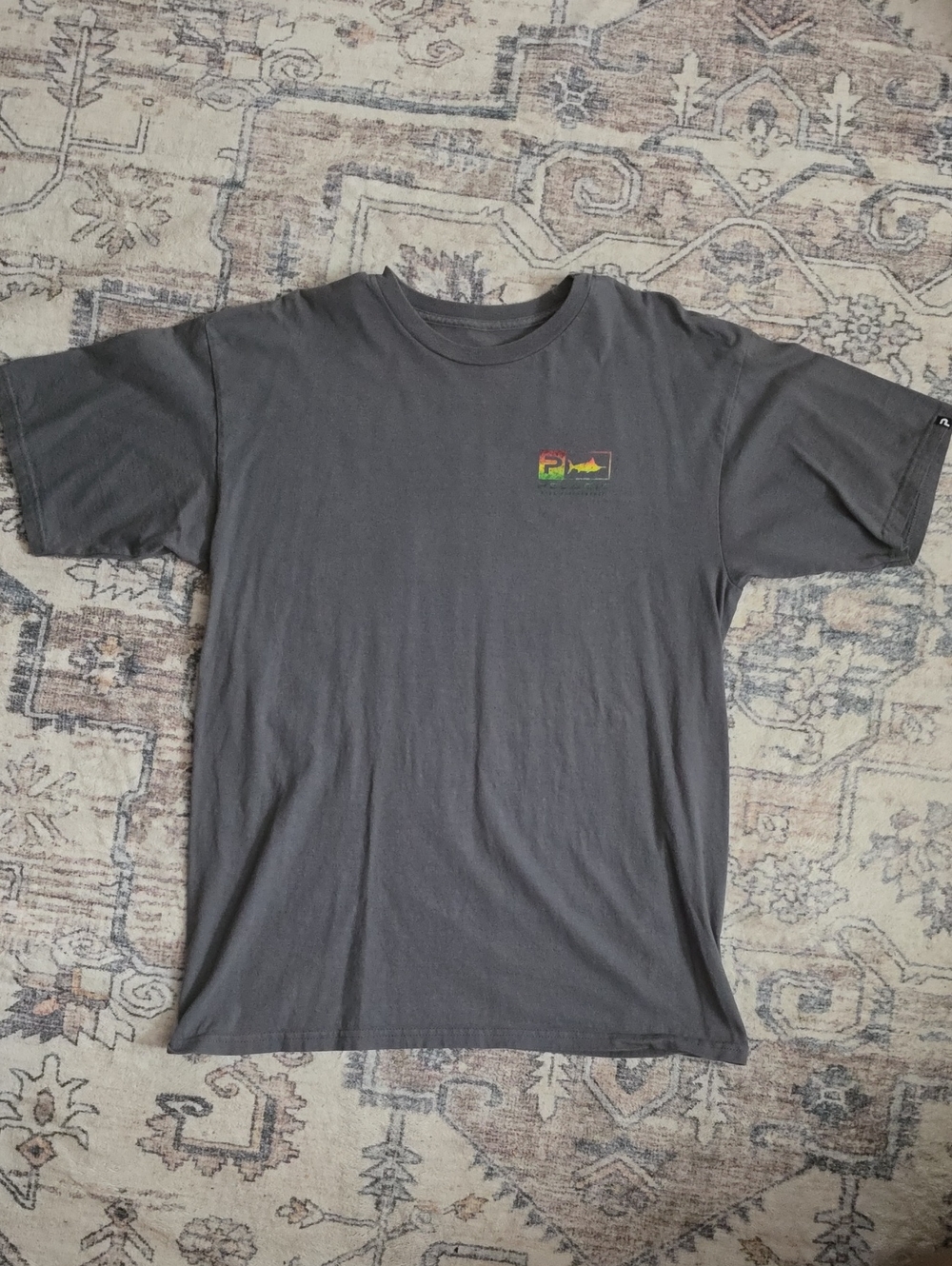 Pelagic Mens XL Charcoal Men's Short-Sleeve Crewneck T-Shirt -barely Worn